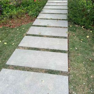 宿州 芝麻黑小区踏步、汀步石铺装效果