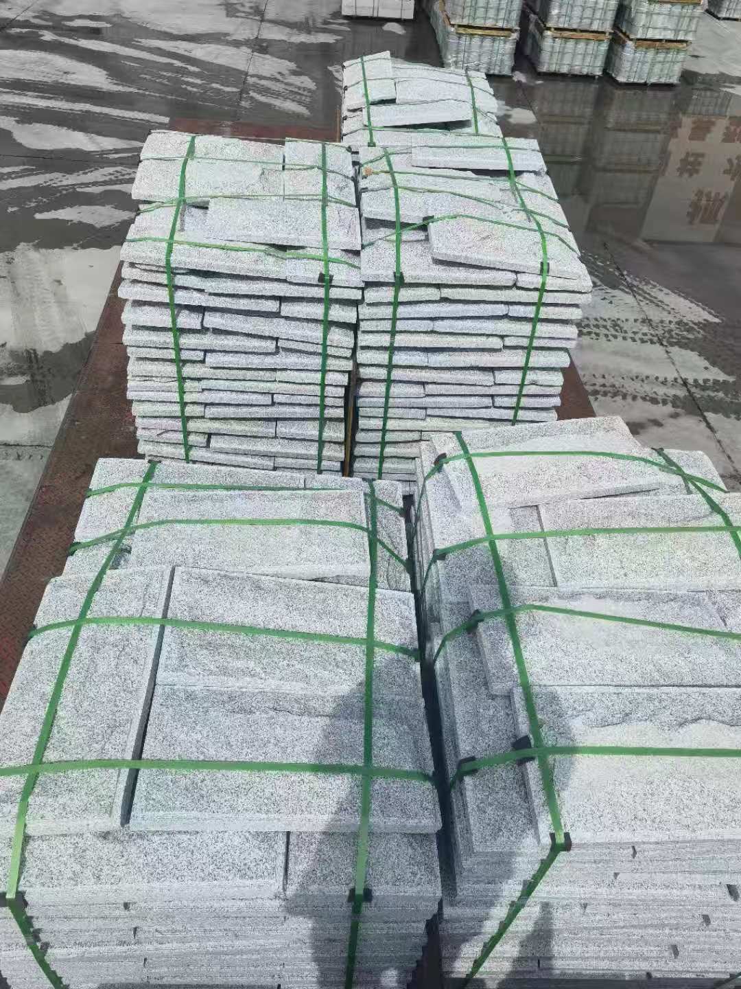 宿州 芝麻白蘑菇石装车出货