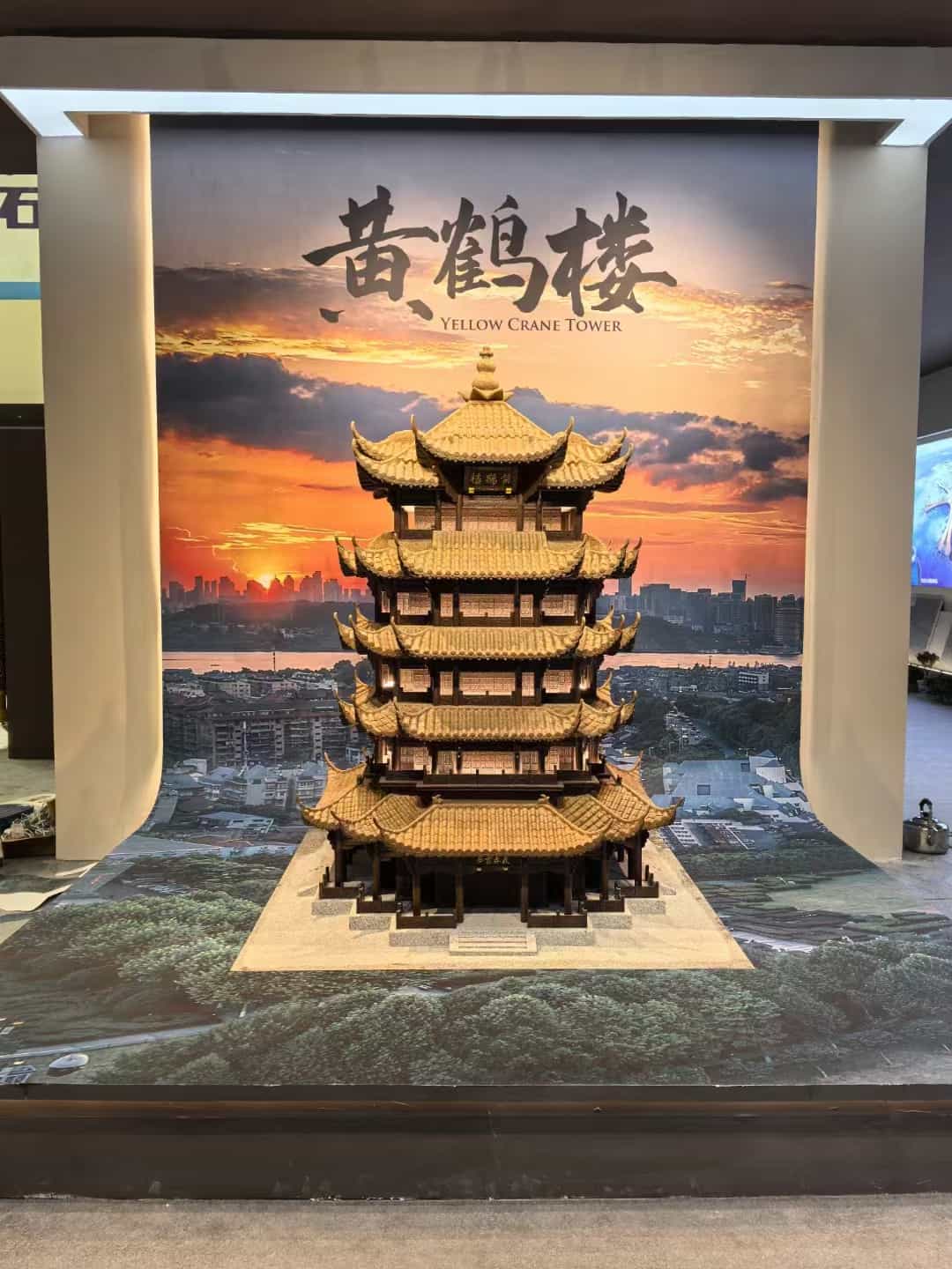 宿州仿古石文创作品-黄鹤楼