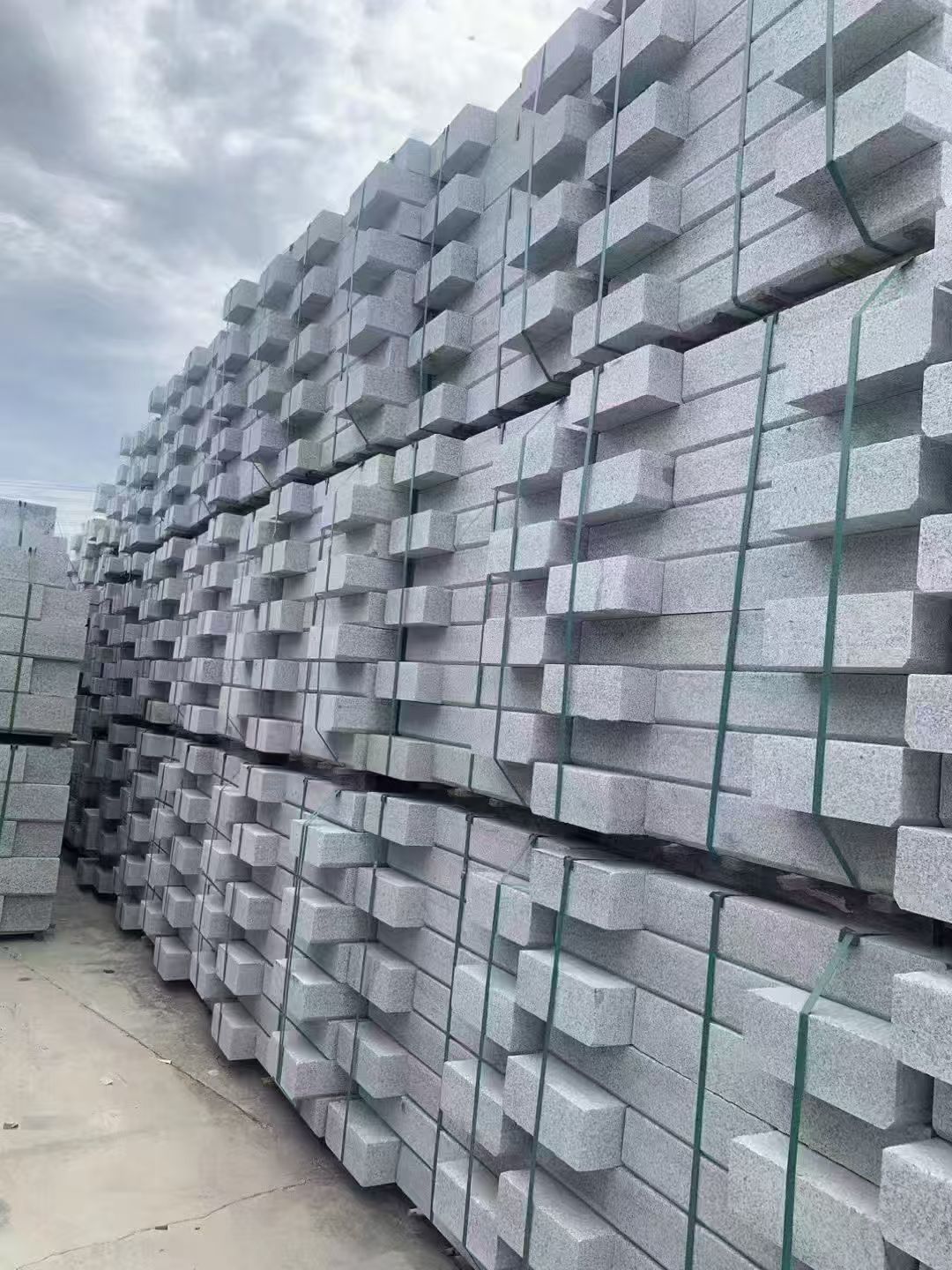 宿州 芝麻灰侧石