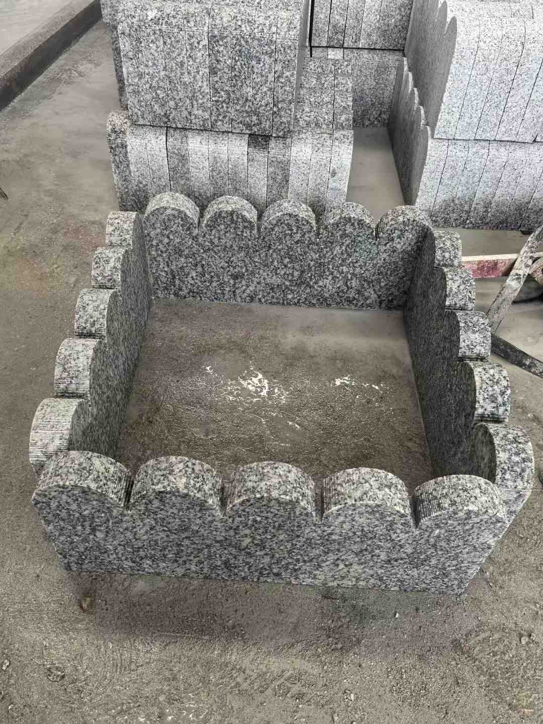 宿州 花边石、花坛围栏石、花池界石、菜园栅栏石、镶边石、波浪状界石介绍